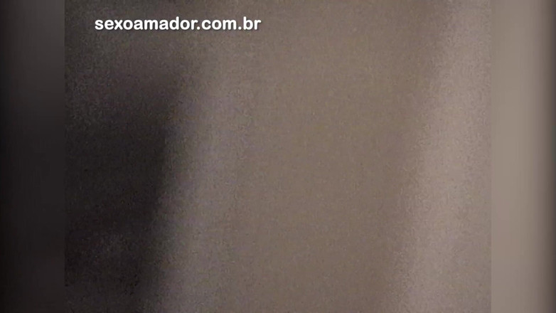 Amateurs videos: Pov - video cewek hot rambut pirang ngentot sama juru kamera...