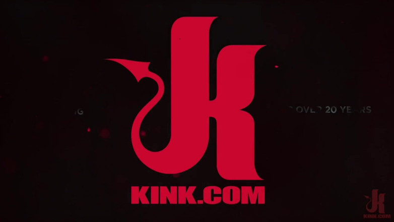Families Tied by Kink: Psycho anal madrastra Cherie Deville es puesta en su lugar