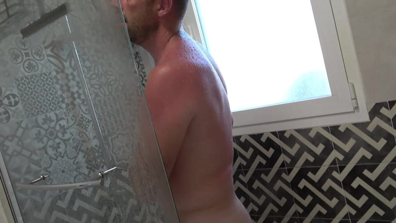 April Paisley: Anální přespání 3 holky a 1 chlapa