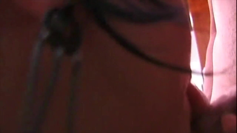 My real dirty life: Elle le lave avant une super sodomie dans la salle...