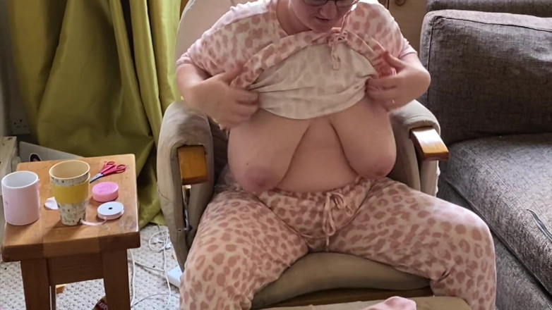 Frequentmasturbation: Very Rough Double Penetration Early Morning Breakfast Dildo Session