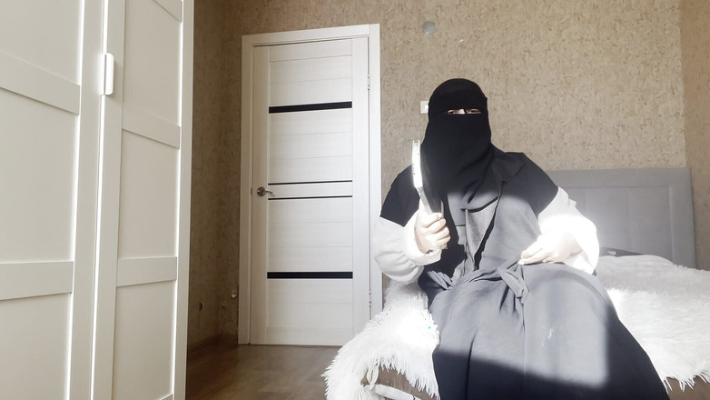 Lux Eva: Heiße arabische stiefmutter in strumpfhosen