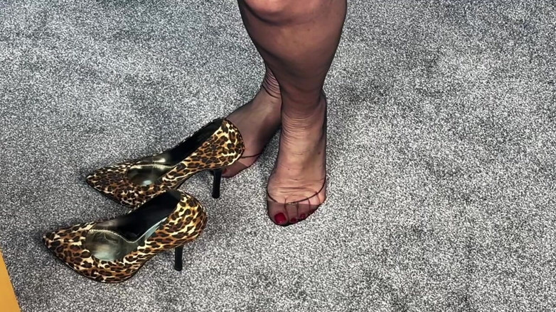 Aunty Sandra vintage girdle queen: Vgq7 тетя Sandra в платье, что она не может изнашиваться