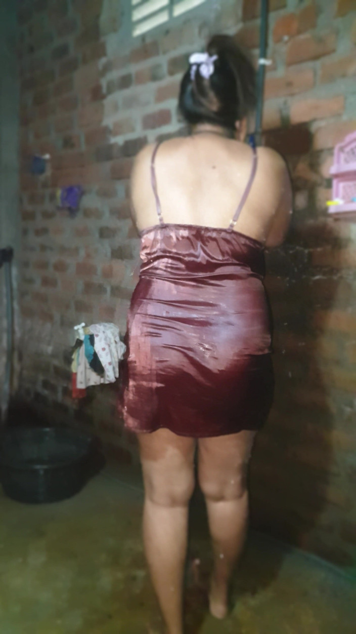 Tiyana: ホットワイフ・バスティング