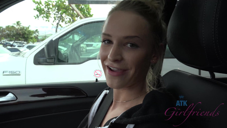 ATK Fans (Girlfriends): Percutian maya di Hawaii dengan Emma Hix 1/16