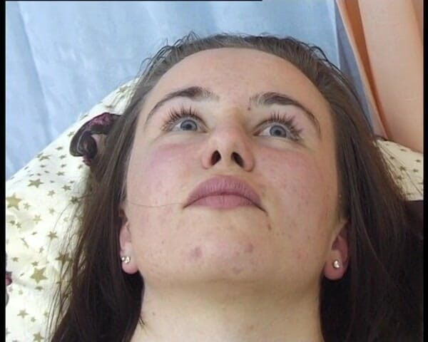YOUR FIRST PORN: Mein erstes mal vor der kamera - angie kamera önünde ilk kez -...