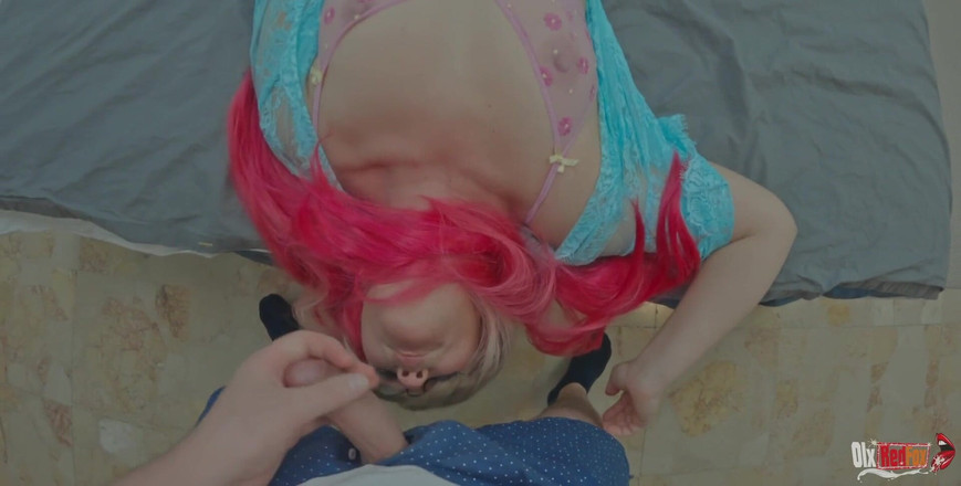 OlxRedFox: Ibu tiriku masturbasi dan aku bergabung dengannya dan menyetubuhi memeknya