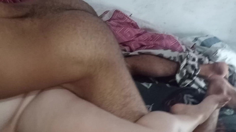 Cuckold Couple Swing: Nakładając cipkę na penisa przyjaciela rogacza