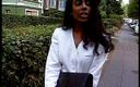 Lucky Cooch: Une nana noire sexy lors d&amp;#039;un entretien en plein air