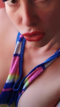 Hot Slut Wife Loves Fresh Cum on Food