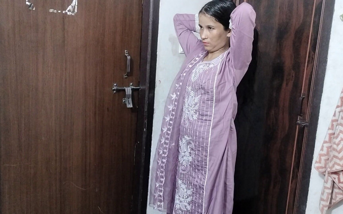 Indian Muslim Couple: Chtěl její kundičku úplně divoké ráno vdané touhy