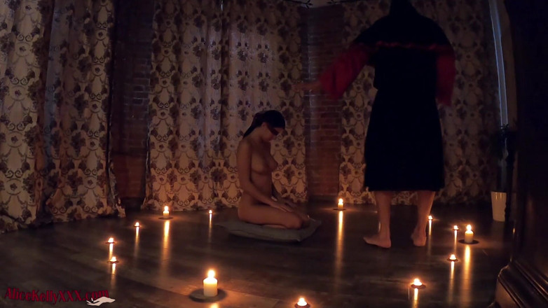 Alice KellyXXX: Awek menghisap mendalam, kongkek keras dan menelan air mani di...