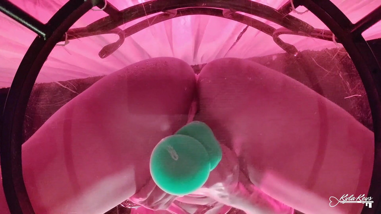 Kyla Keys: Vue du fond