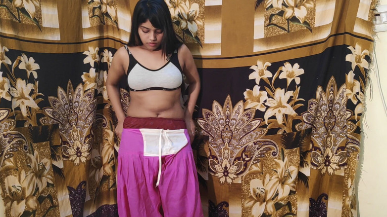 Alia Advani: Stunning Alia Advani’s Private Room Solo Sex