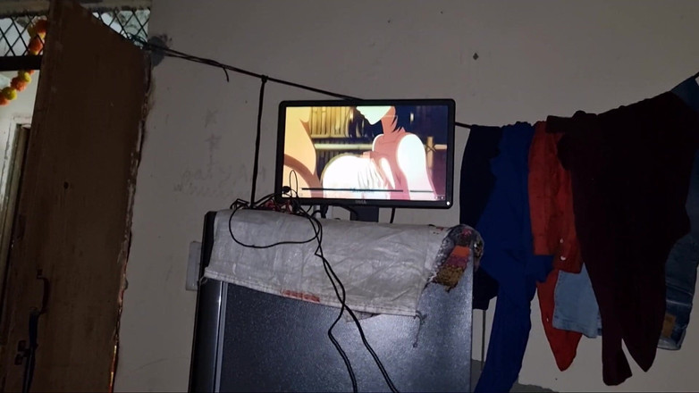 Dupdufyryrufggyu: Memekku dientot habis-habisan sama tante sange ini!