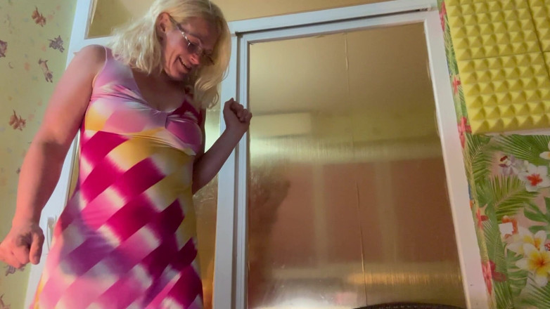 Putarankahotmilf: Üvey anneden Josh'ın en sevdiği hediye