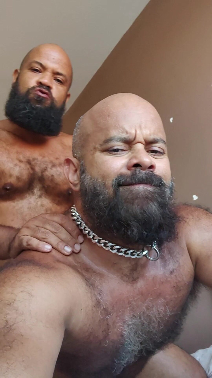 naughtybearbr: My Horny Stepbrother