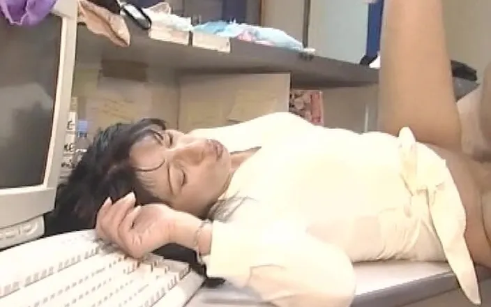 Planete Francaise: 21yo Anal Fucked Secretary From France Pounded in Office