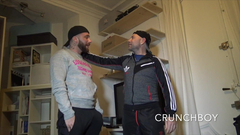 The fuckers raw studio: 2443 Bạn Havbe một cái mông quá lớn, bạn cần...