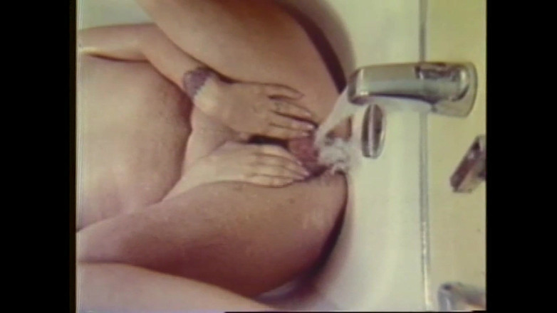 Vintage Megastore Full hd: 安德里亚·特鲁用这个装置自慰