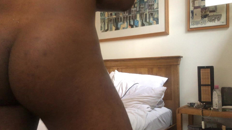 James Beakerman: Putting Moisturiser on My Body