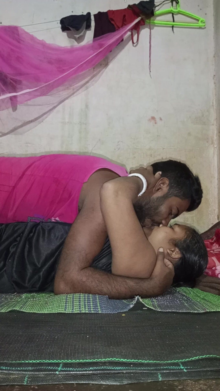 Mridulmadhu: Make fru full deshi sexig video