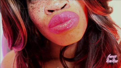 Rosie Reed: Perdenti rossetto provocanti