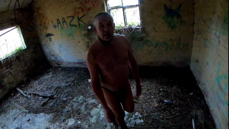 Andy: Sex Walk Round Wood
