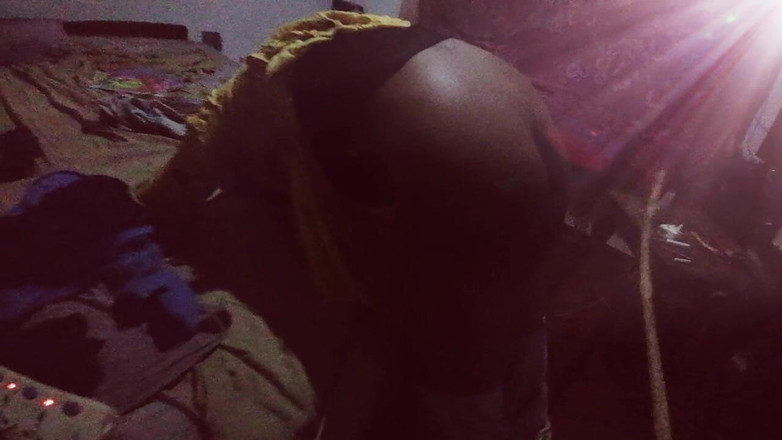 Tina Baby: 継母が私に会いに来る