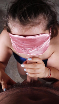 6 mein schönstes video in glänzendem Nylon mit romantischem ficken und einem vollen mund sperma!