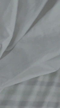 Moglie bionda matura gode di giochi sessuali