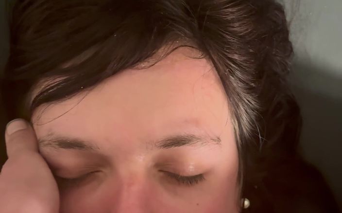 BGirl: Homemade Lovely Facefuck Amateur