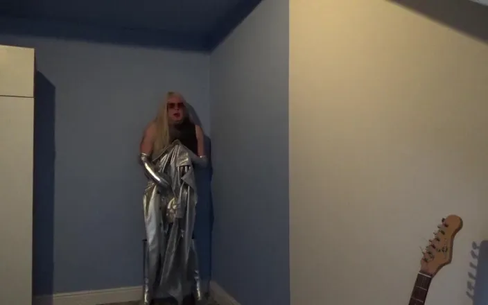 Leather Kirsten: Silver Boots