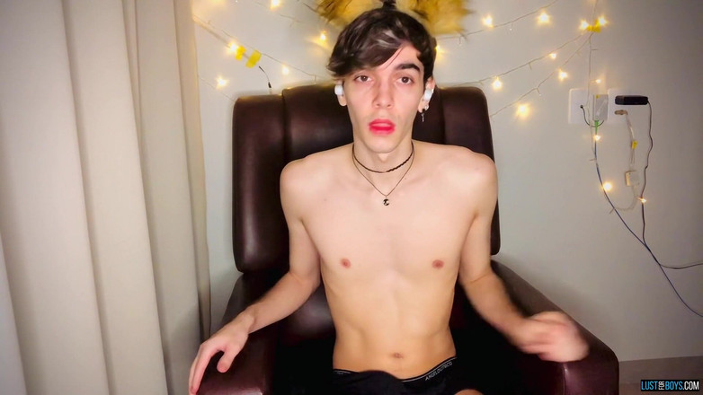 Lust for boys: Furry Twink ortalığı dağıtıyor