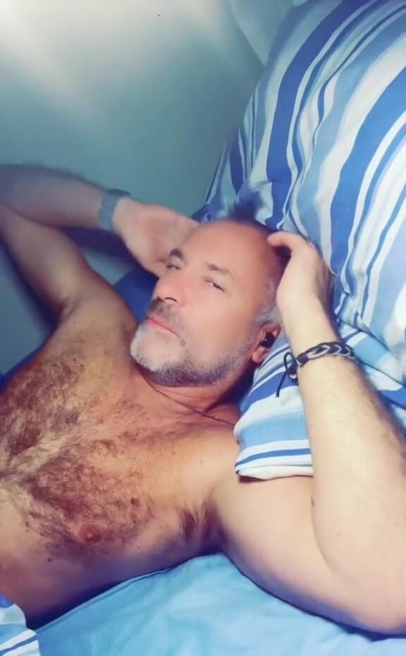 Short Seduce (Daddy bear vlc)