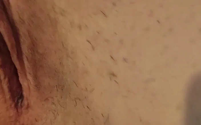 Oana Mura: Shaving My Beautiful Pussy
