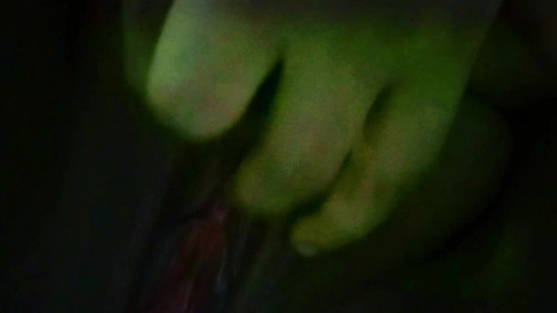 Aria Mia: Als ik een seksueel verlangen voel, masturbeer ik terwijl ik...