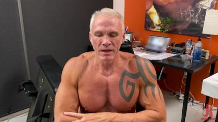 Kinky Bites Gay: Podcast mesum: dallas steele dientot habis-habisan!