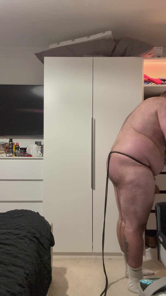 Shaun Cbt: Bondage de bite et de couilles avec des tétons, travestie...
