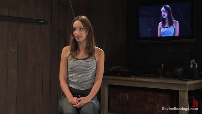 Kink: Amber Rayne janjir se bhari choot