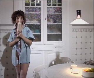 Vintage Climax: La milf pelosa viene scopata e sborrata dal suo uomo...