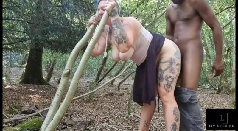 Livie Blainn: Baise en plein air pour une salope