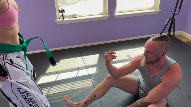 Lora Cross: Lora Cross V Andy Savage sexuální zápas