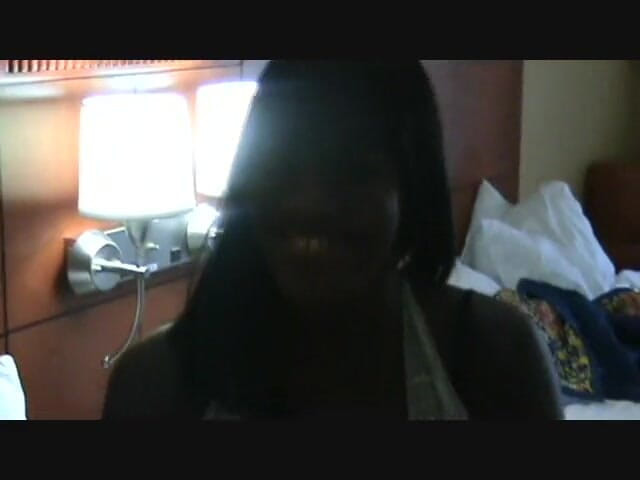 Shemale Chocolate: Transexual follando en la habitación del motel