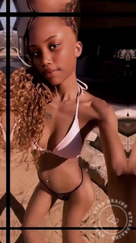 Kenyan Beauty melakukan striptis di Afrika Selatan