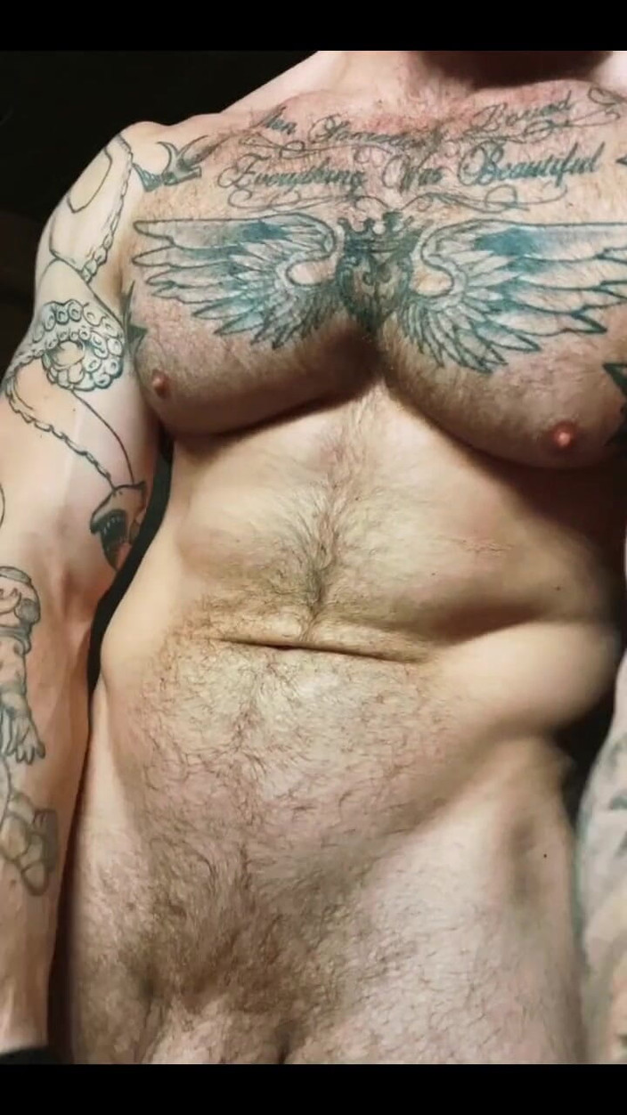 Leo Bayne: Bir adamı biraz şehvetli olduğu için suçlayamaz mısın?