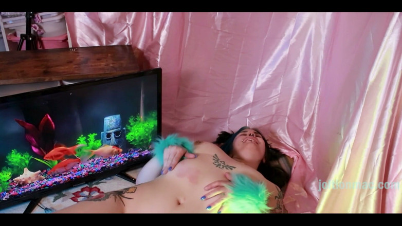 Joltionmac: Este es el escenario: ¡soy una chica gata que trabaja en...