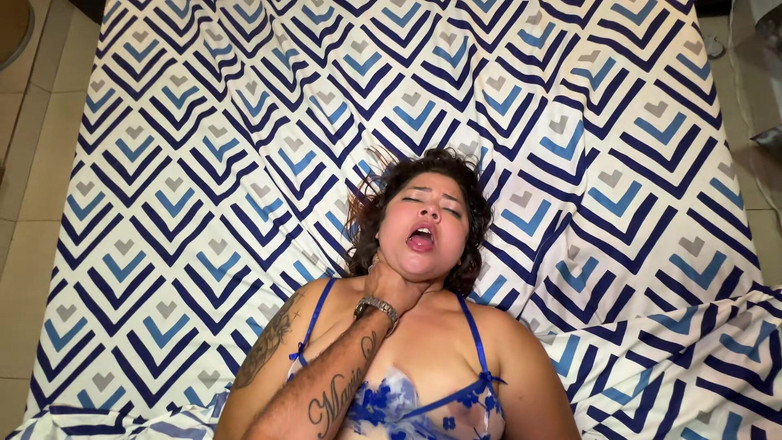 Linda Clauss: Sexo duro com meu cunhado sozinho em casa