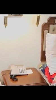 Heißes mädchen in indischem hotelzimmer gefickt