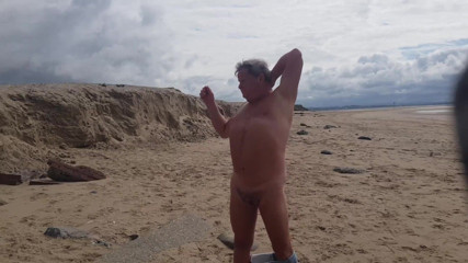 Miguel13: On the beach